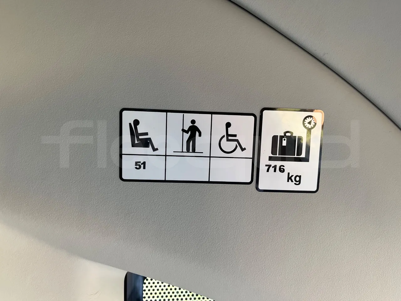 Irizar i6 12.35 - EUR6 - 331kW - 12.200m - seat plate photo