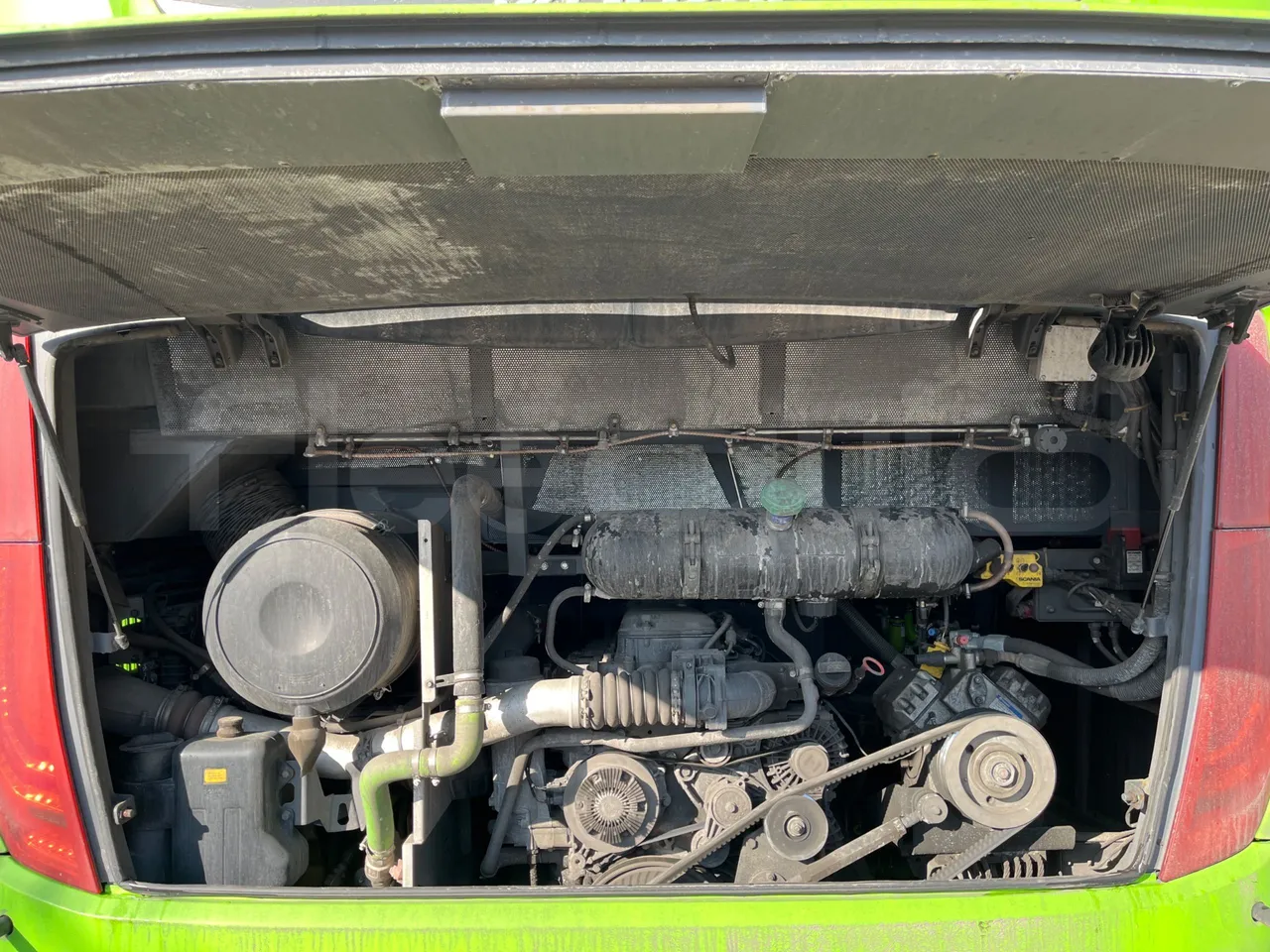 Irizar i6 12.35 - EUR6 - 331kW - 12.200m - rear hatch open