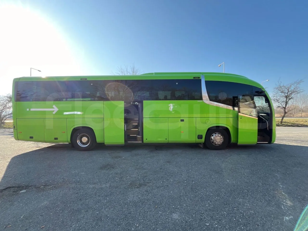 Irizar i6 12.35 - EUR6 - 331kW - 12.200m - right side doors open