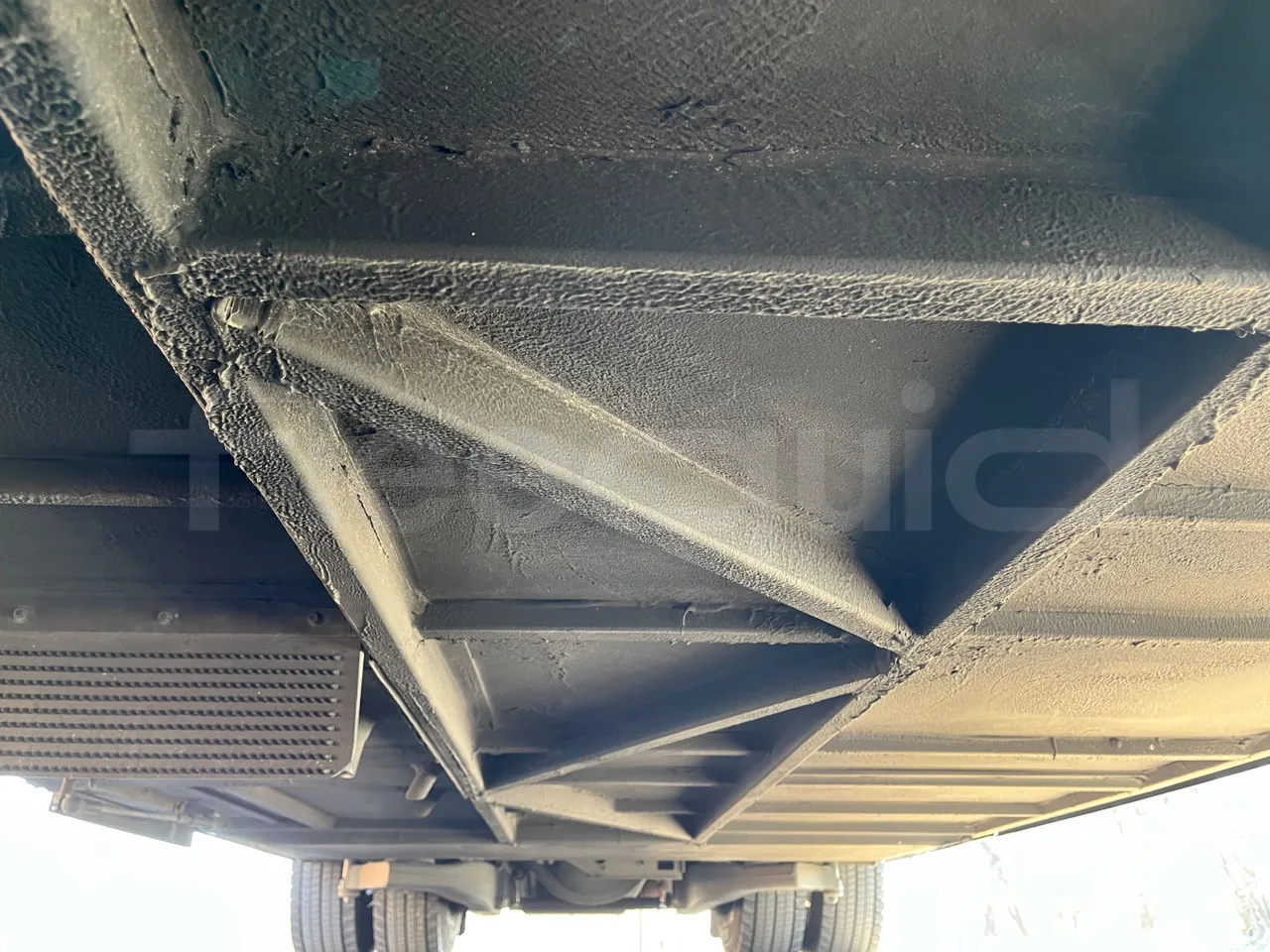 Irizar i6 12.35 - EUR6 - 331kW - 12.200m - central undercarriage photo