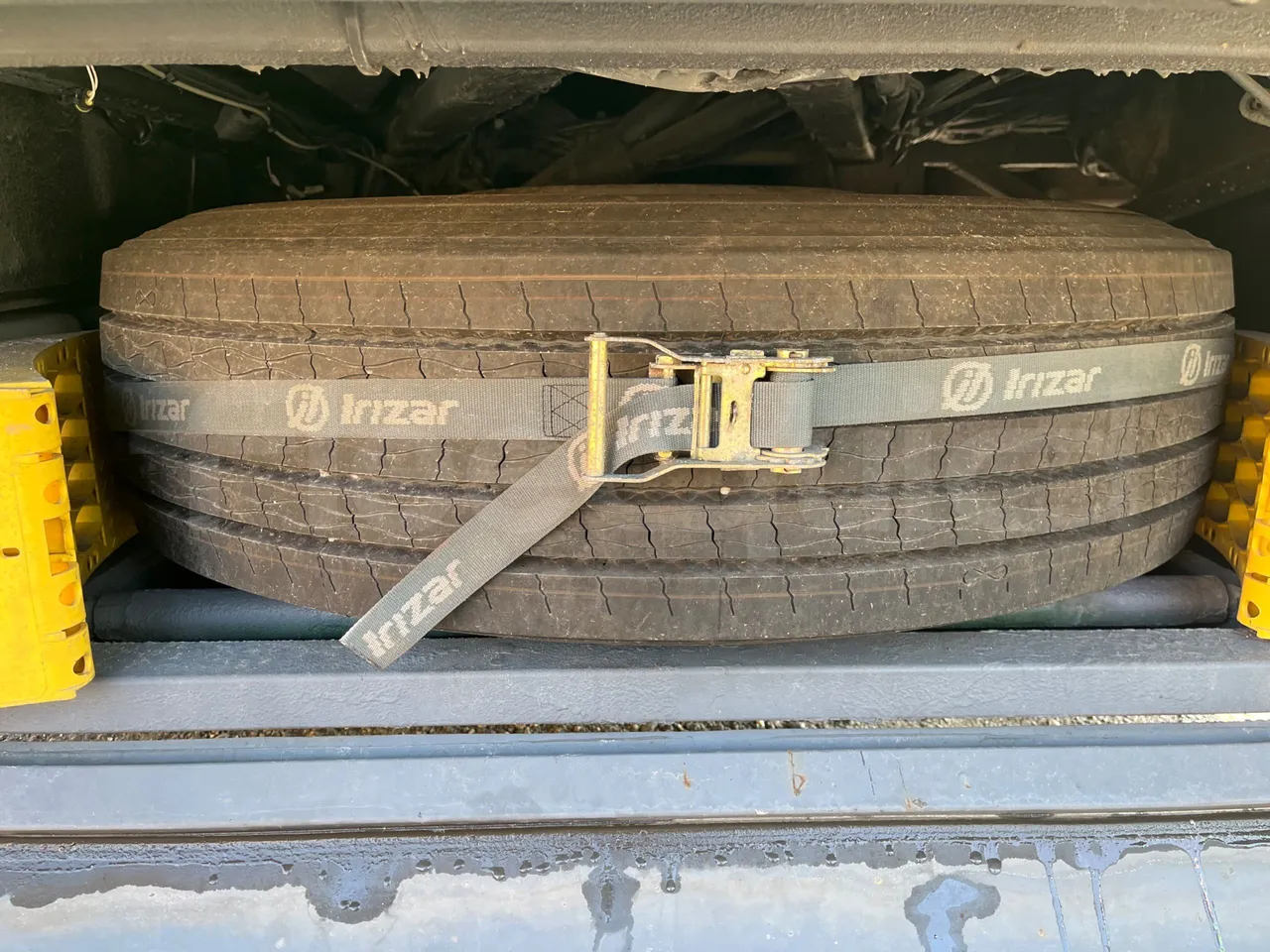 Irizar i6 12.35 - EUR6 - 331kW - 12.200m - spare wheel