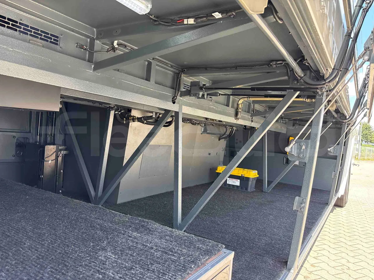 Temsa Safari - internal frame rust check