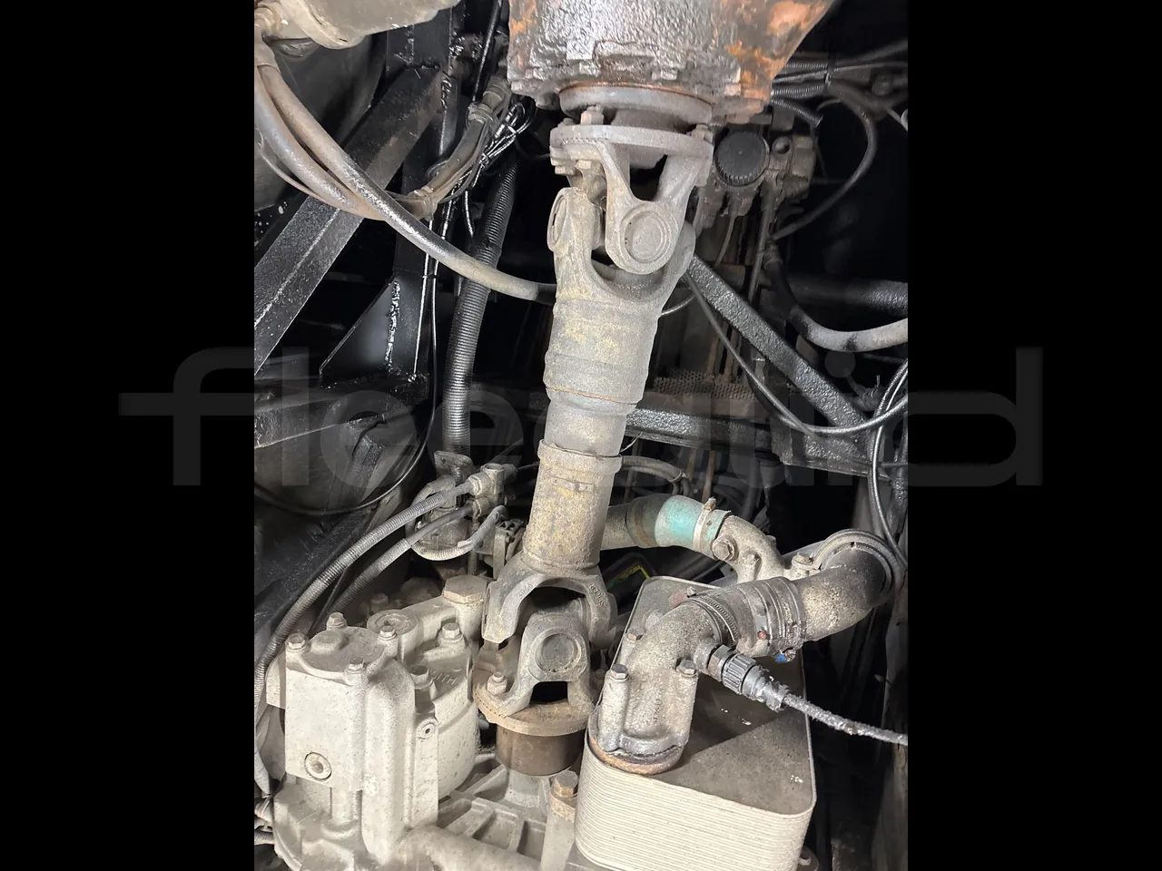 Bova B V Futura FHD 127.365 - EUR4 - 266kW - 12.7m - driveshaft photo