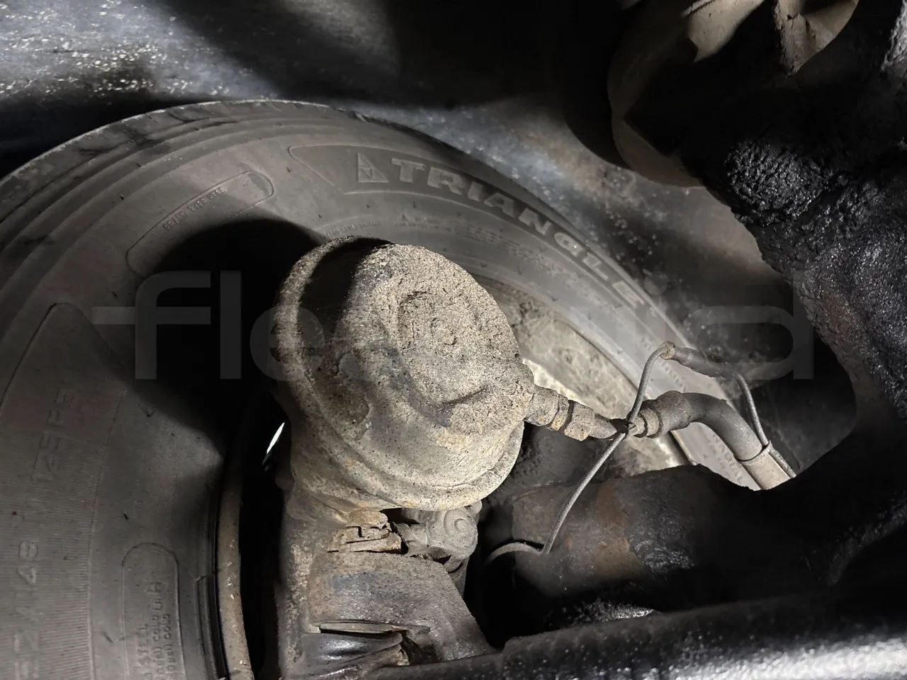 Bova B V Futura FHD 127.365 - EUR4 - 266kW - 12.7m - front brake calipers right