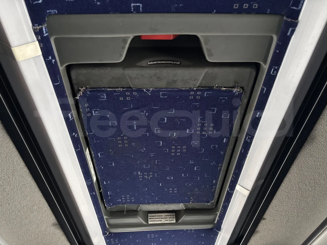 Bova B V Futura FHD 127.365 - EUR4 - 266kW - 12.7m - roof hatch 2