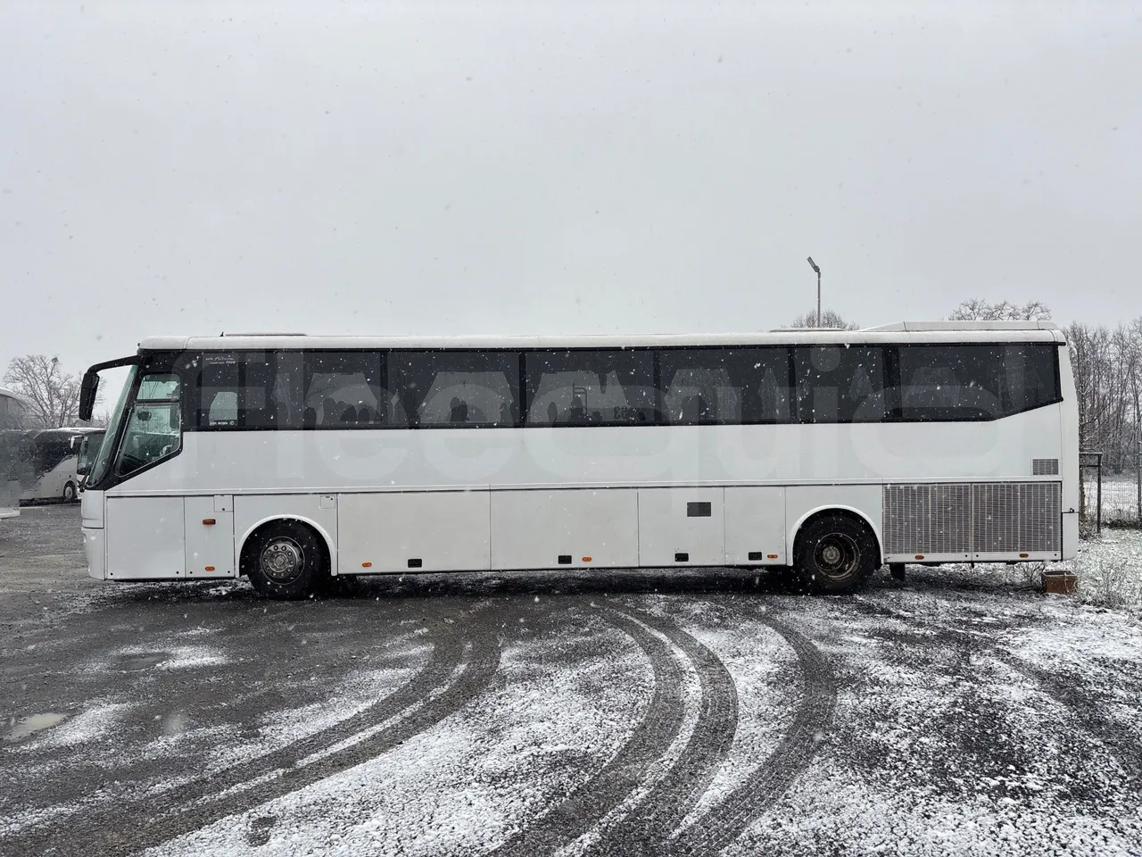 Bova B V Futura FHD 127.365 - EUR4 - 266kW - 12.7m - left side photo