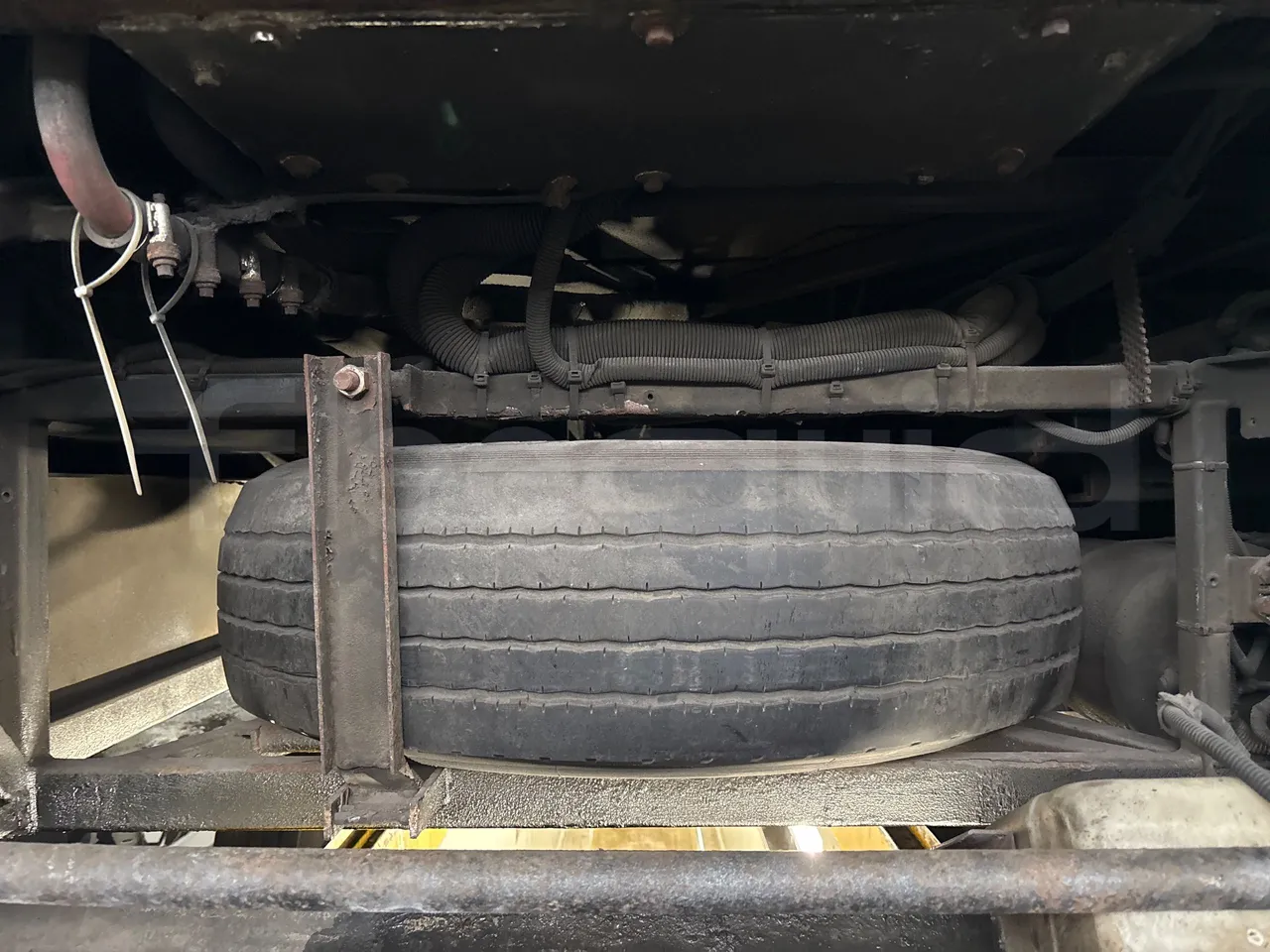 Bova B V Futura FHD 127.365 - EUR4 - 266kW - 12.7m - spare wheel