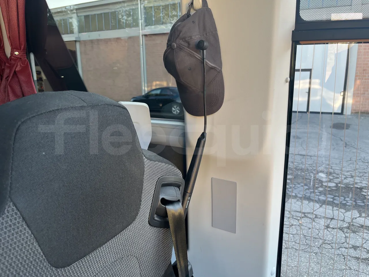 Man Lion's Coach L - Driver Microphone