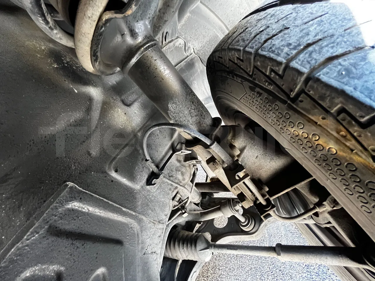 Fiat Ducato 244 BSMNC - Euro3 - 81kW - 5.599mt - front shock absorbers left
