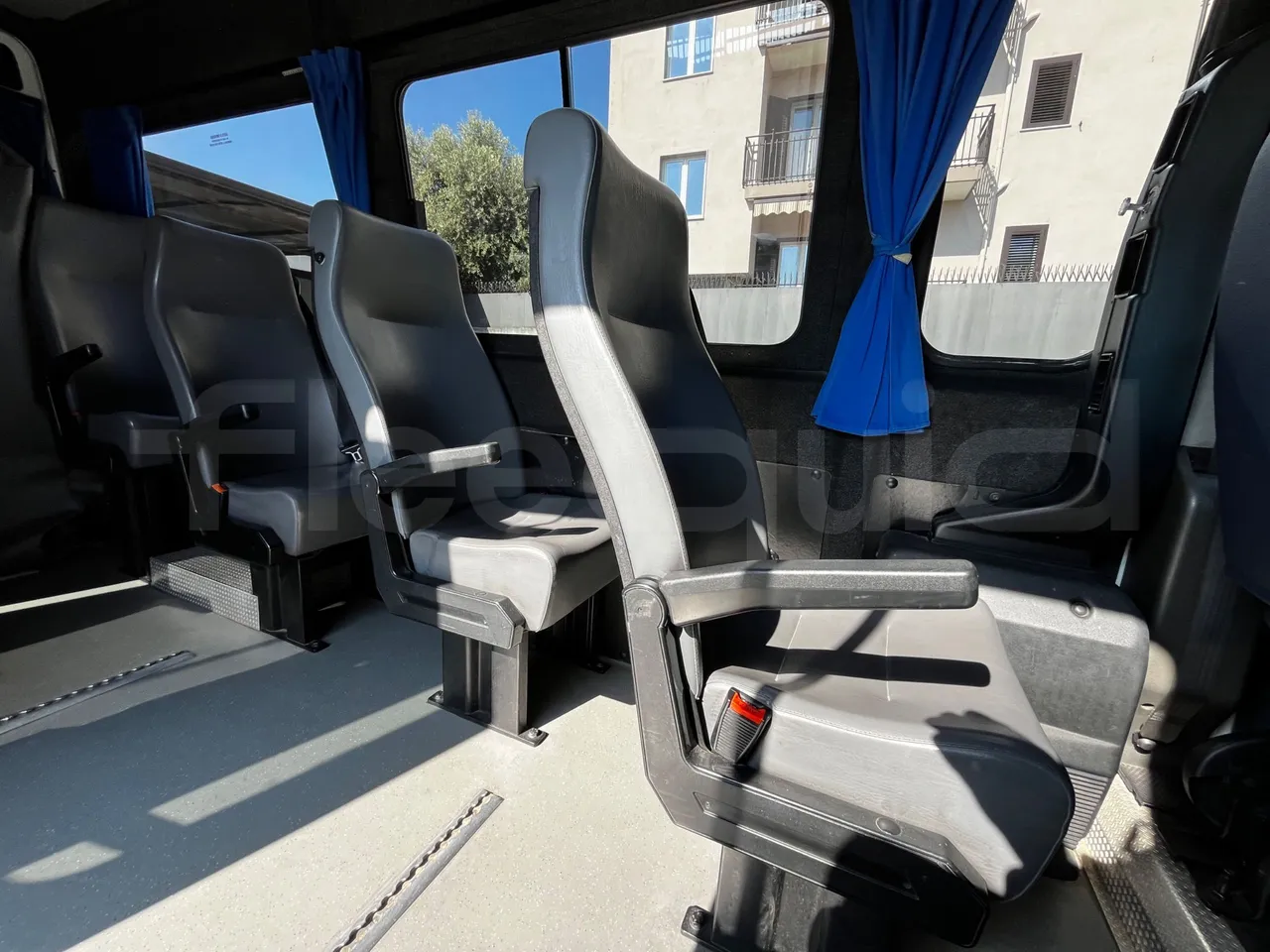 Fiat Ducato 244 BSMNC - Euro3 - 81kW - 5.599mt - reverse view middle aisle