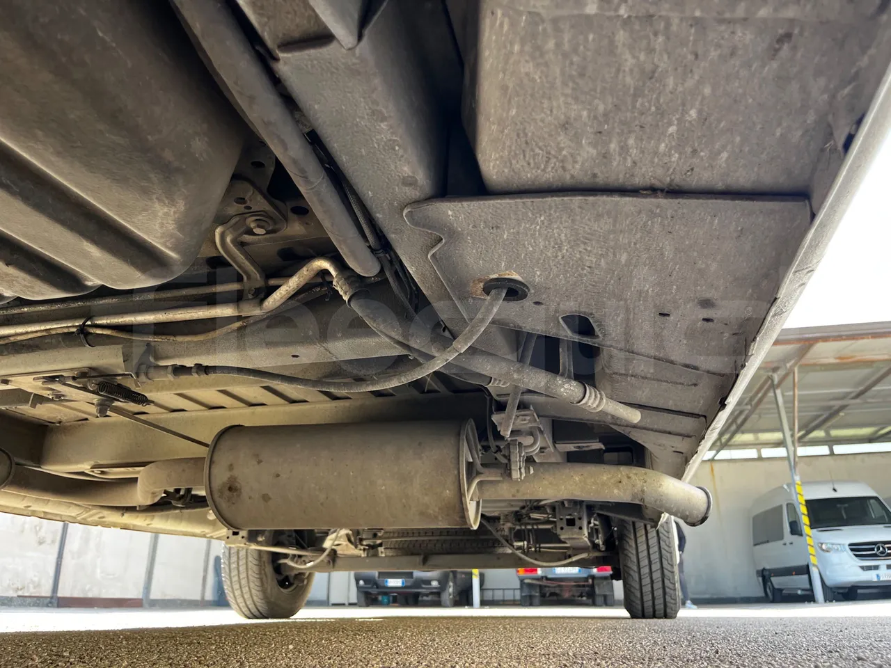 Fiat Ducato 244 BSMNC - Euro3 - 81kW - 5.599mt - central undercarriage photo