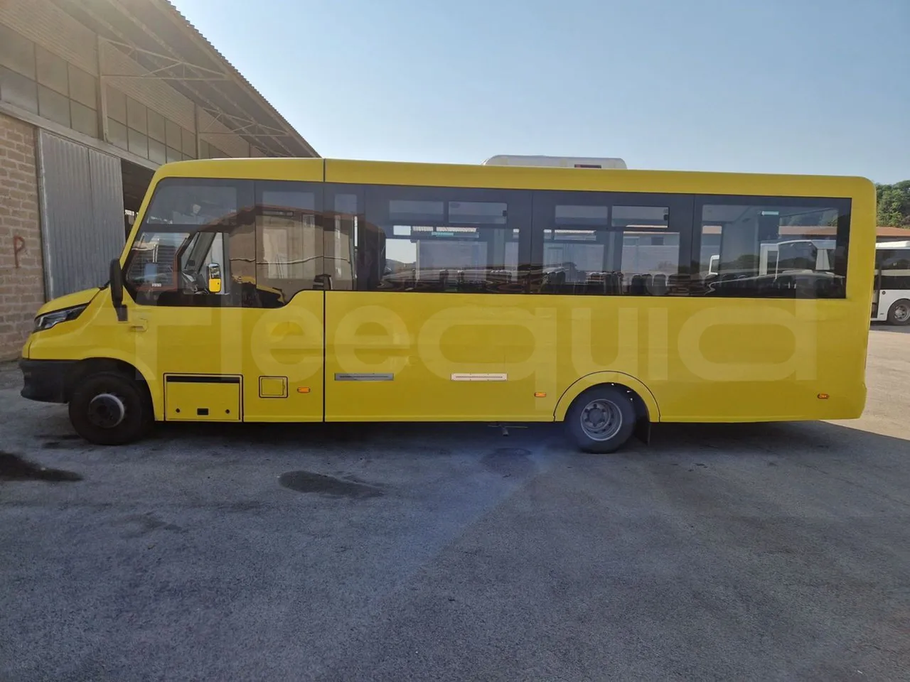 Iveco Indcar WGIVMY11 MOBI SCUOLABUS - EUR6 - 100Kw - 8,592m - left side photo