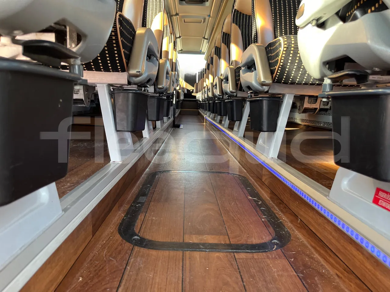 Neoplan Cityliner 	P14 - Euro5 - 324kW - 12.240mt - seat brackets photo