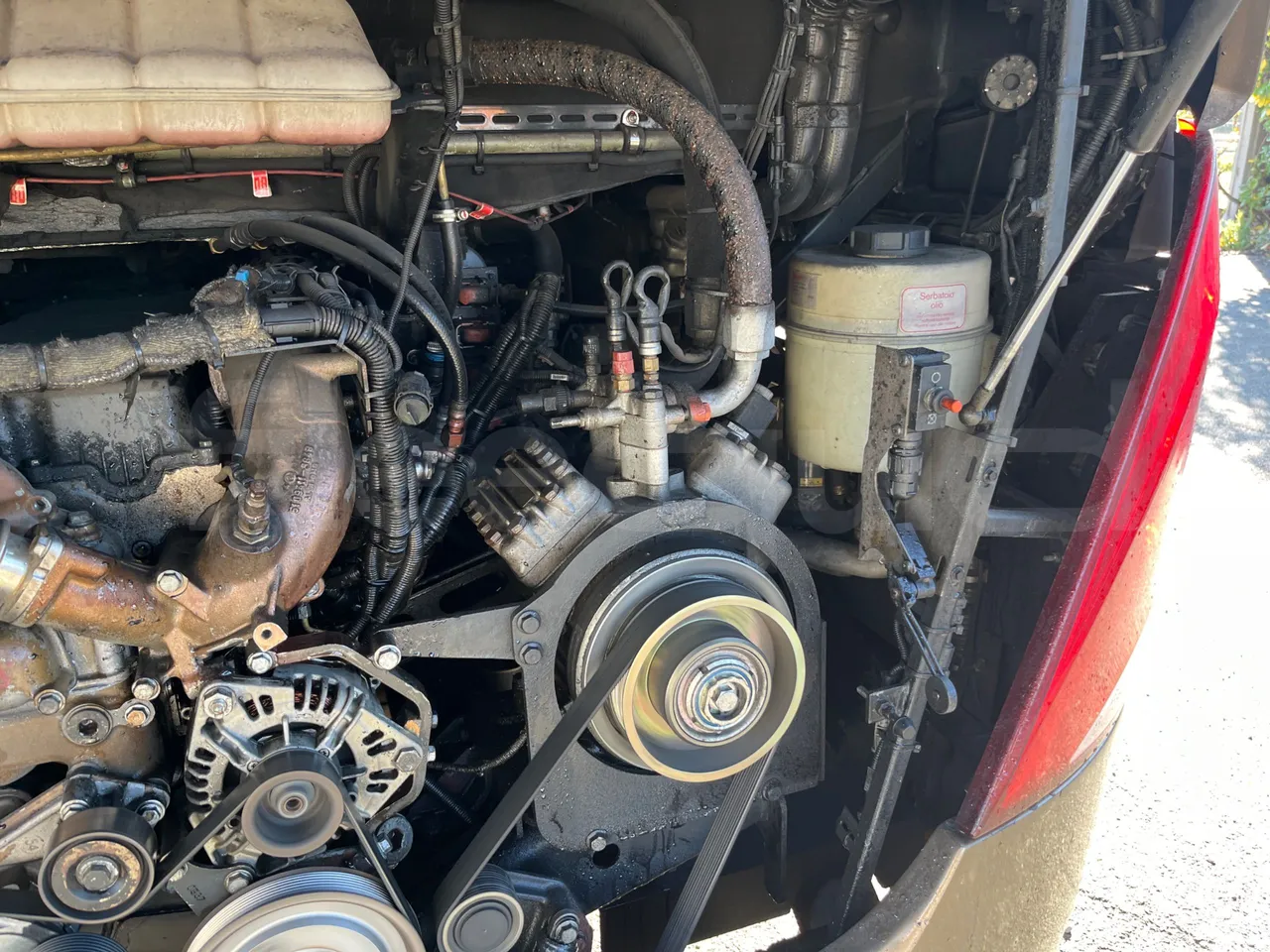 Neoplan Cityliner 	P14 - Euro5 - 324kW - 12.240mt - air conditioning compressor