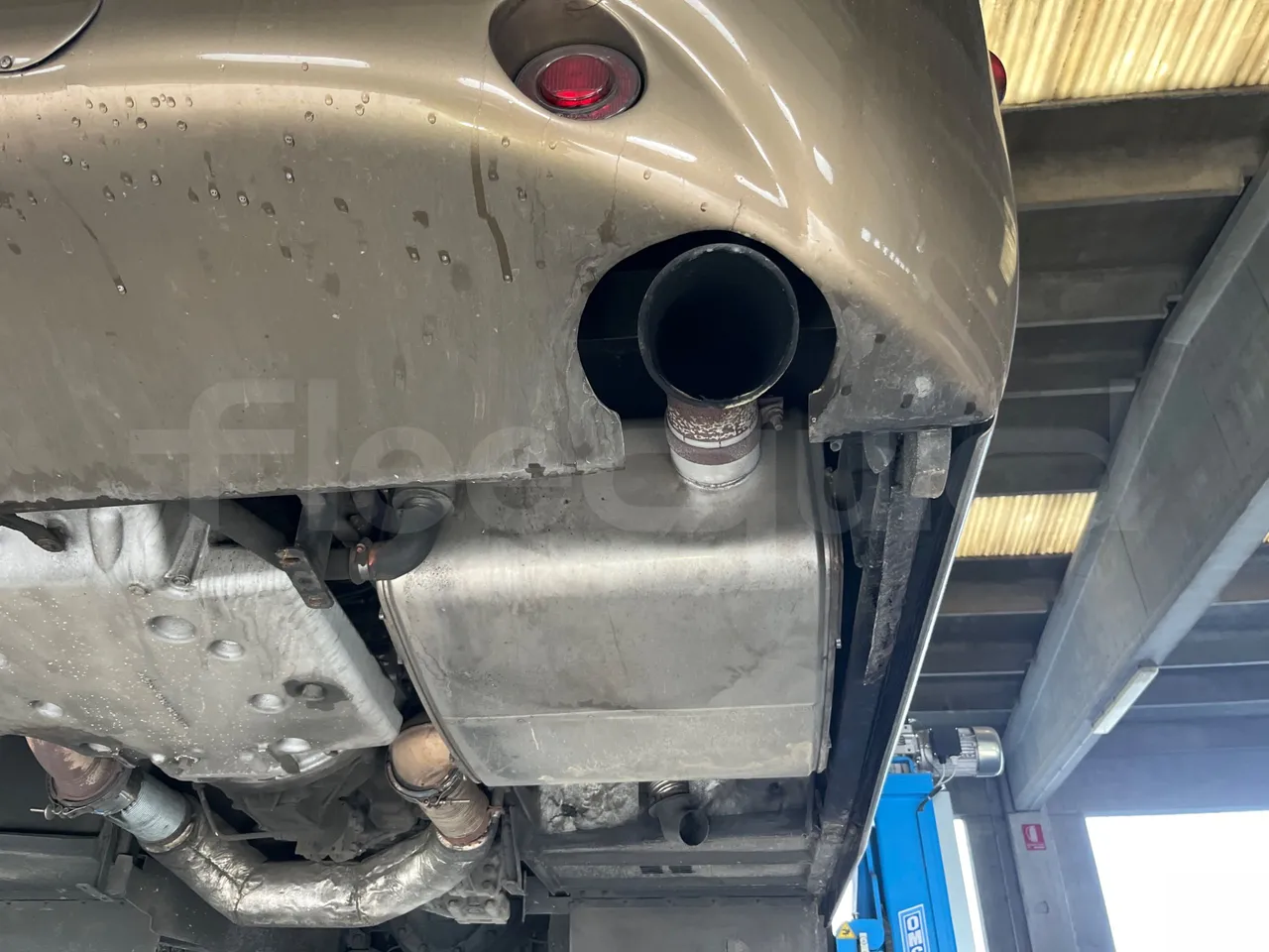 Neoplan Cityliner 	P14 - Euro5 - 324kW - 12.240mt - exhaust photo