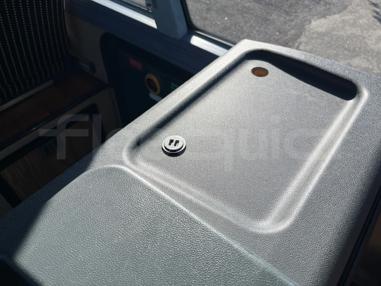 Neoplan Cityliner 	P14 - Euro5 - 324kW - 12.240mt - footrest detail photo