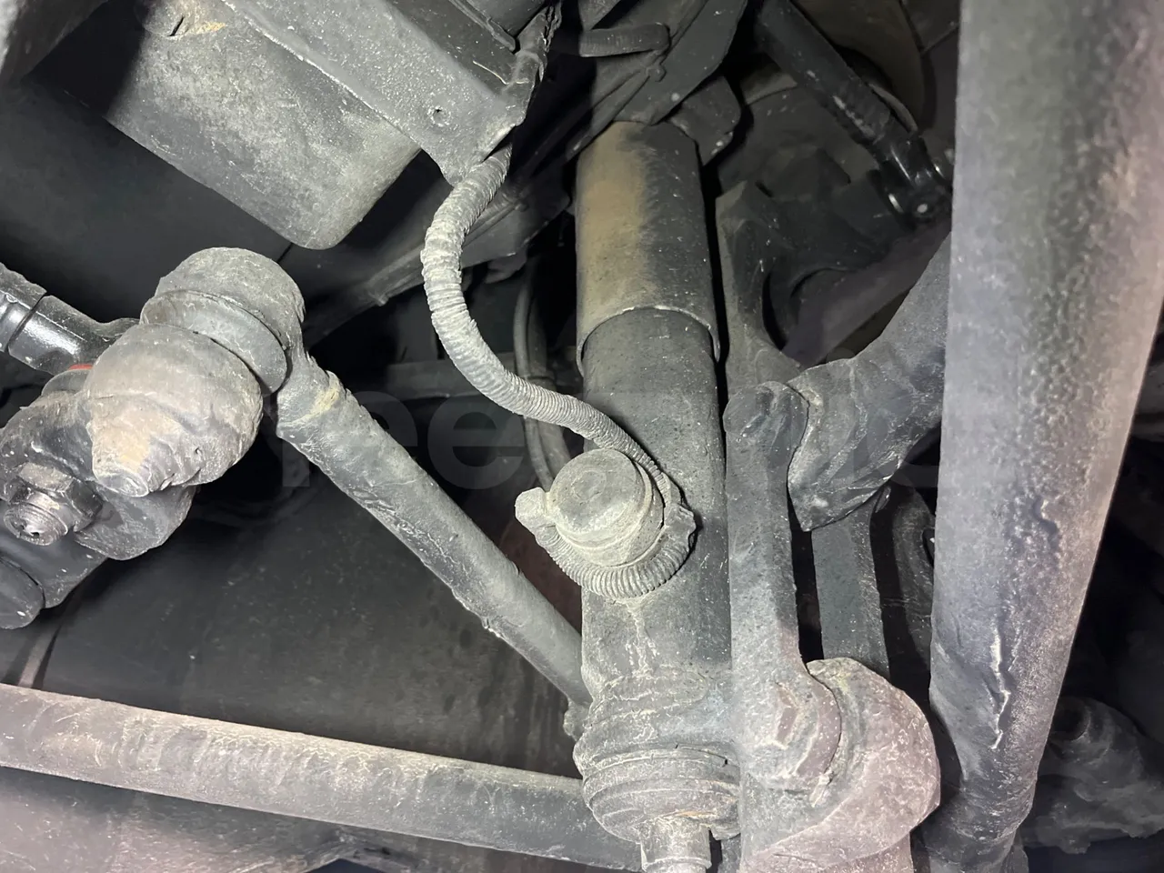 Neoplan Cityliner 	P14 - Euro5 - 324kW - 12.240mt - front shock absorbers right