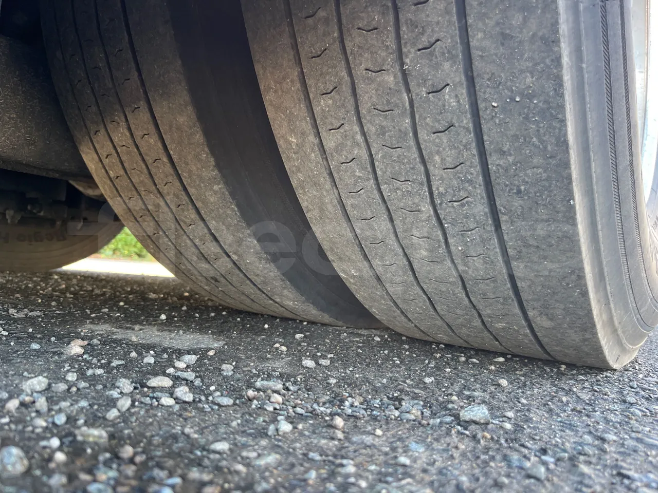 Neoplan Cityliner 	P14 - Euro5 - 324kW - 12.240mt - tread condition front tires left