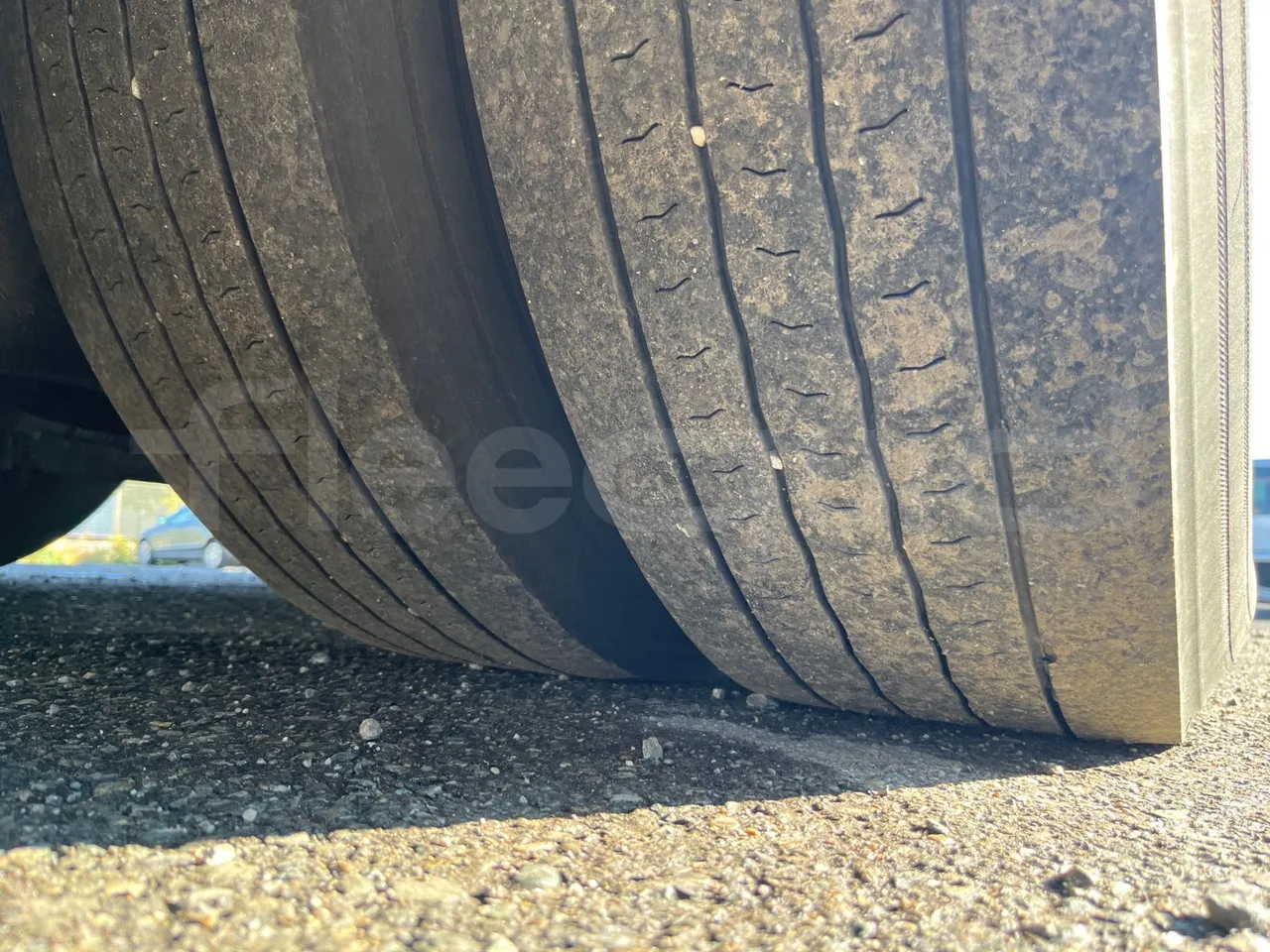 Neoplan Cityliner 	P14 - Euro5 - 324kW - 12.240mt - tread condition second axle tires left