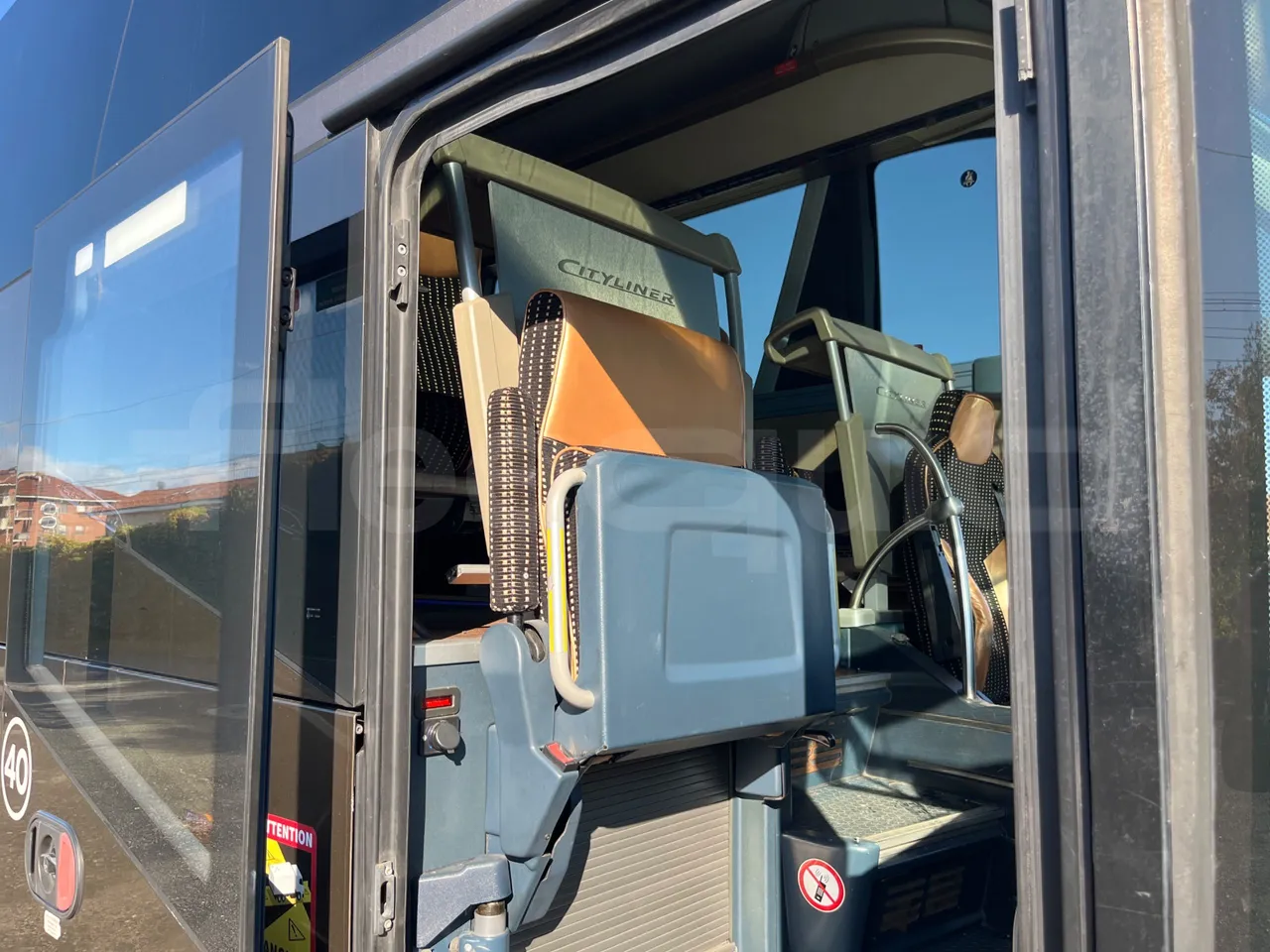 Neoplan Cityliner 	P14 - Euro5 - 324kW - 12.240mt - hostess seat photo