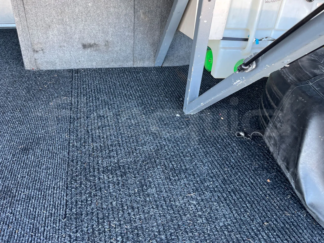 Neoplan Cityliner 	P14 - Euro5 - 324kW - 12.240mt - under carpet photo