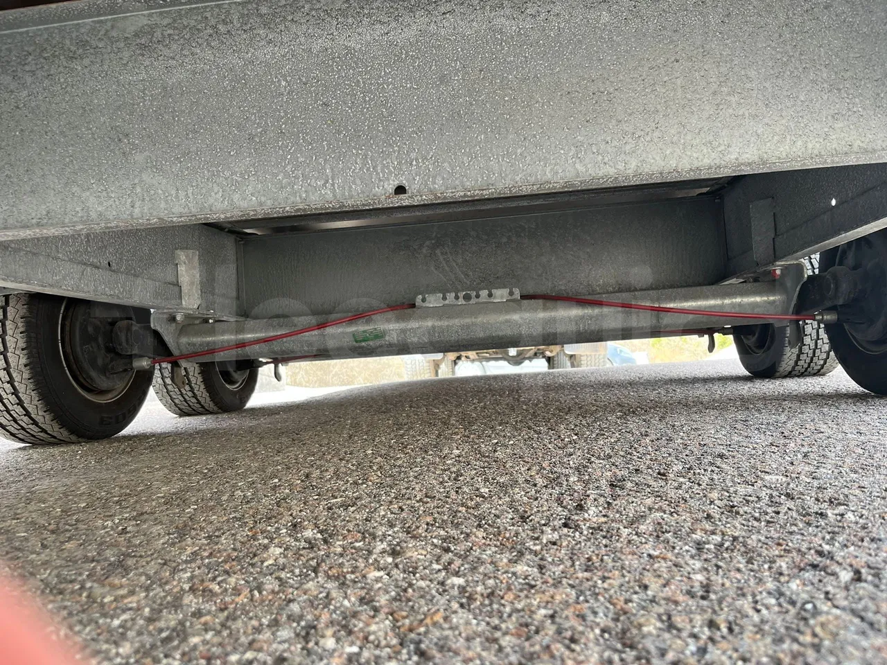 Humbaur HN 204121 Trailer - Euro0 - kW0 - 5.793mt - front discs right