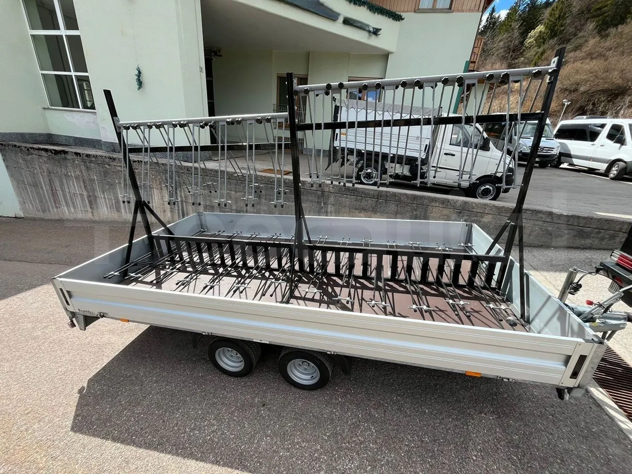 Humbaur HN 204121 Trailer - Euro0 - kW0 - 5.793mt - luggage rack photo