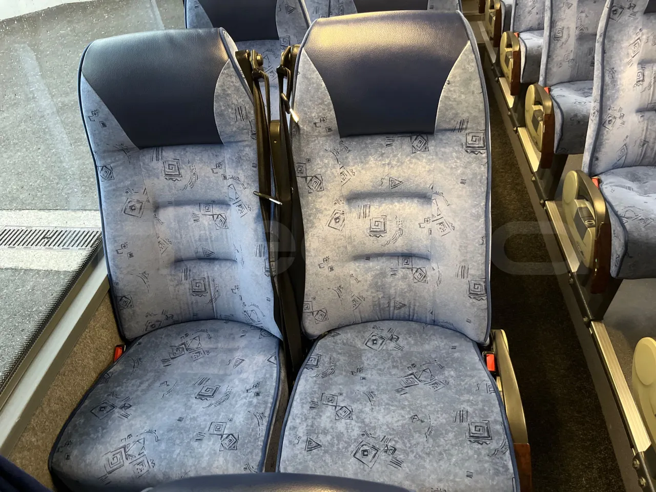 Mercedes-Benz MB 818 S SITCAR TR1 - EUR3 - 130kW - 7.64m - single seat detail