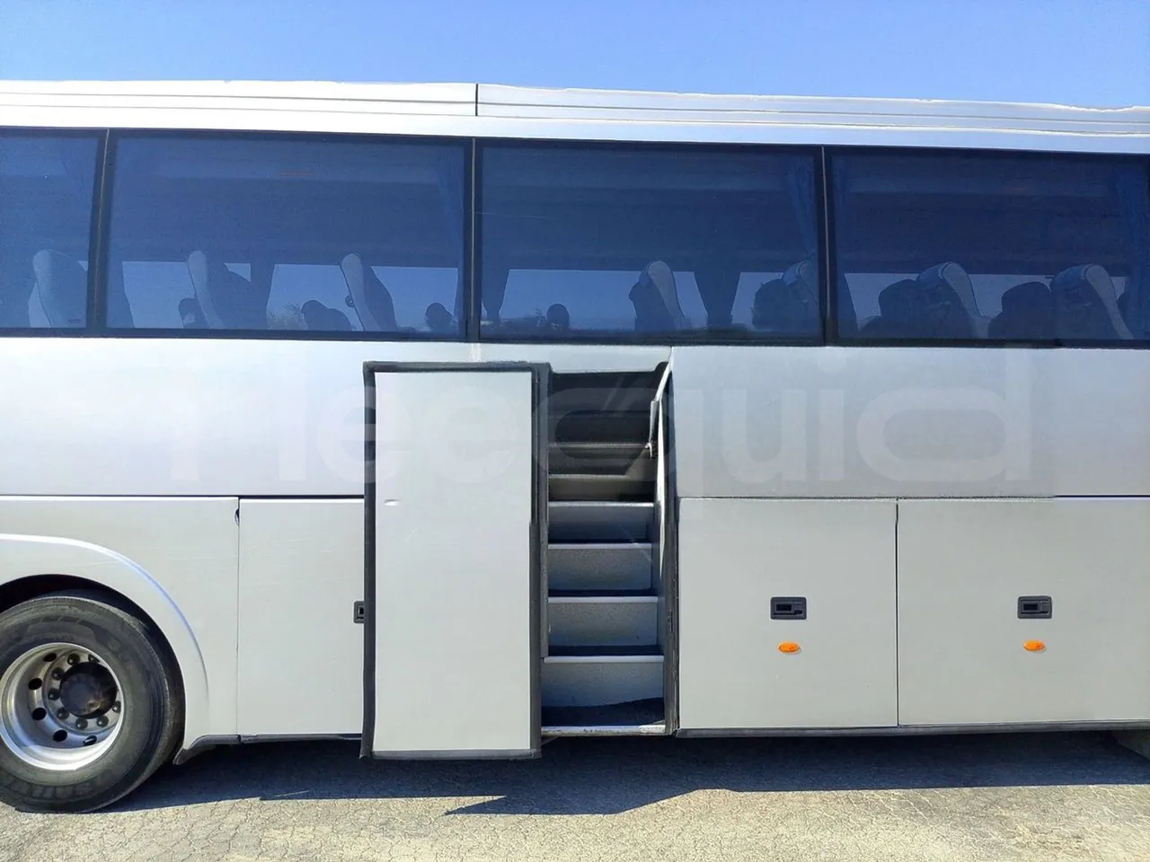 Volvo Barbi Genesis HDL N53 -EUR3 -309kW-12.23m - front door 3 open