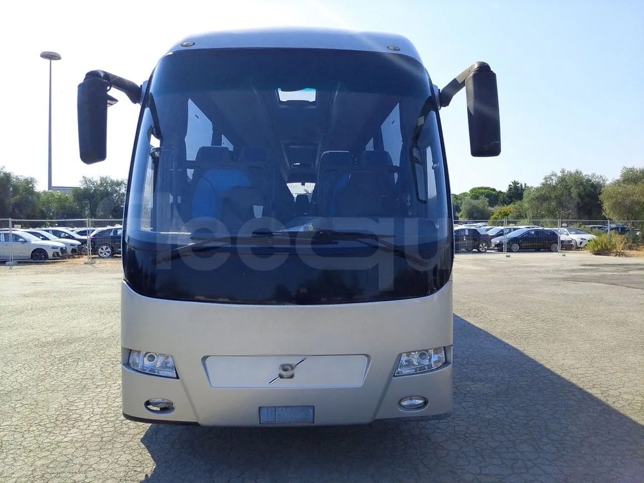 Volvo Barbi Genesis HDL N53 -EUR3 -309kW-12.23m - front photo