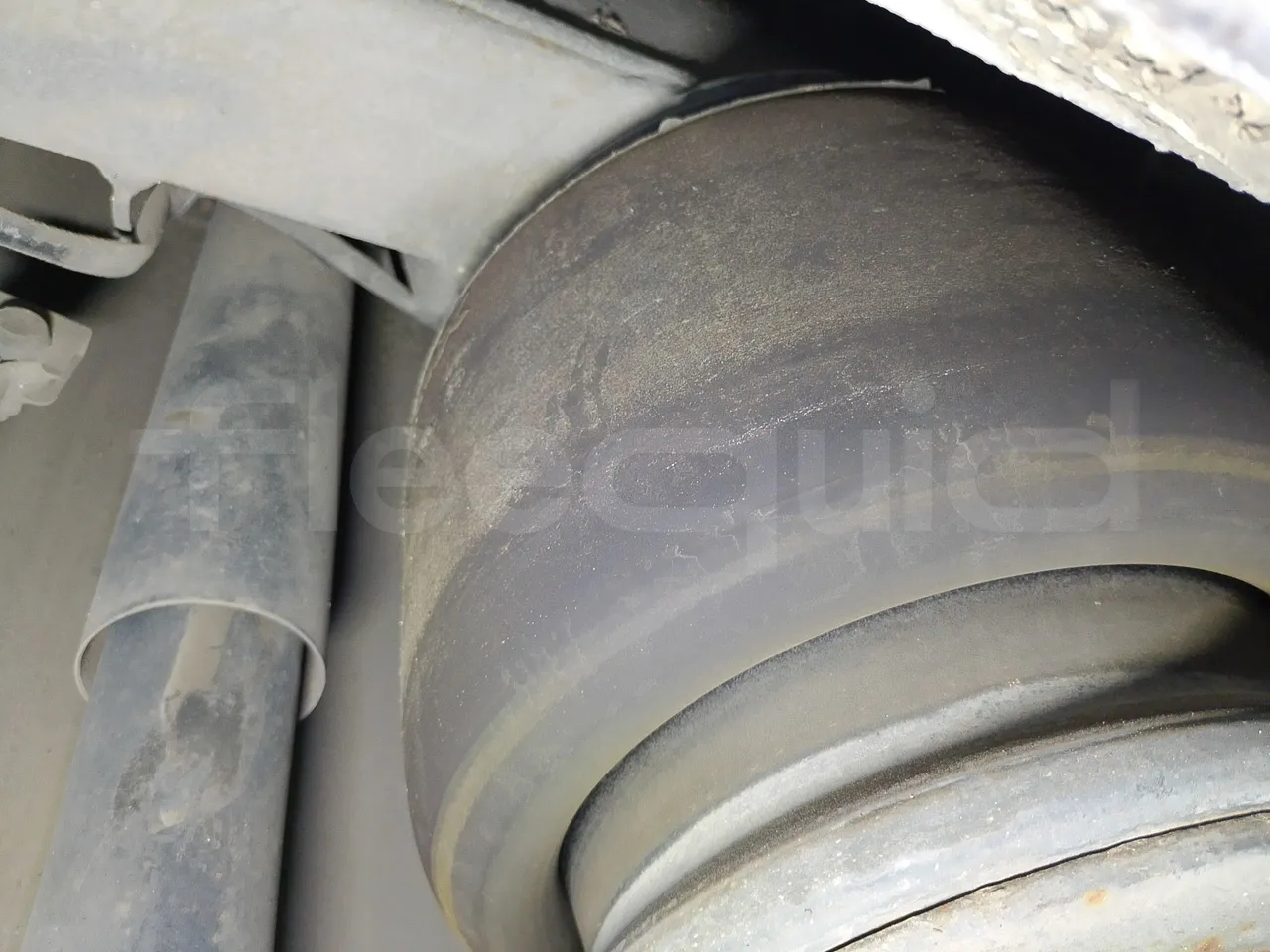 Volvo Barbi Genesis HDL N53 -EUR3 -309kW-12.23m - axle 2 shock absorbers 2 left