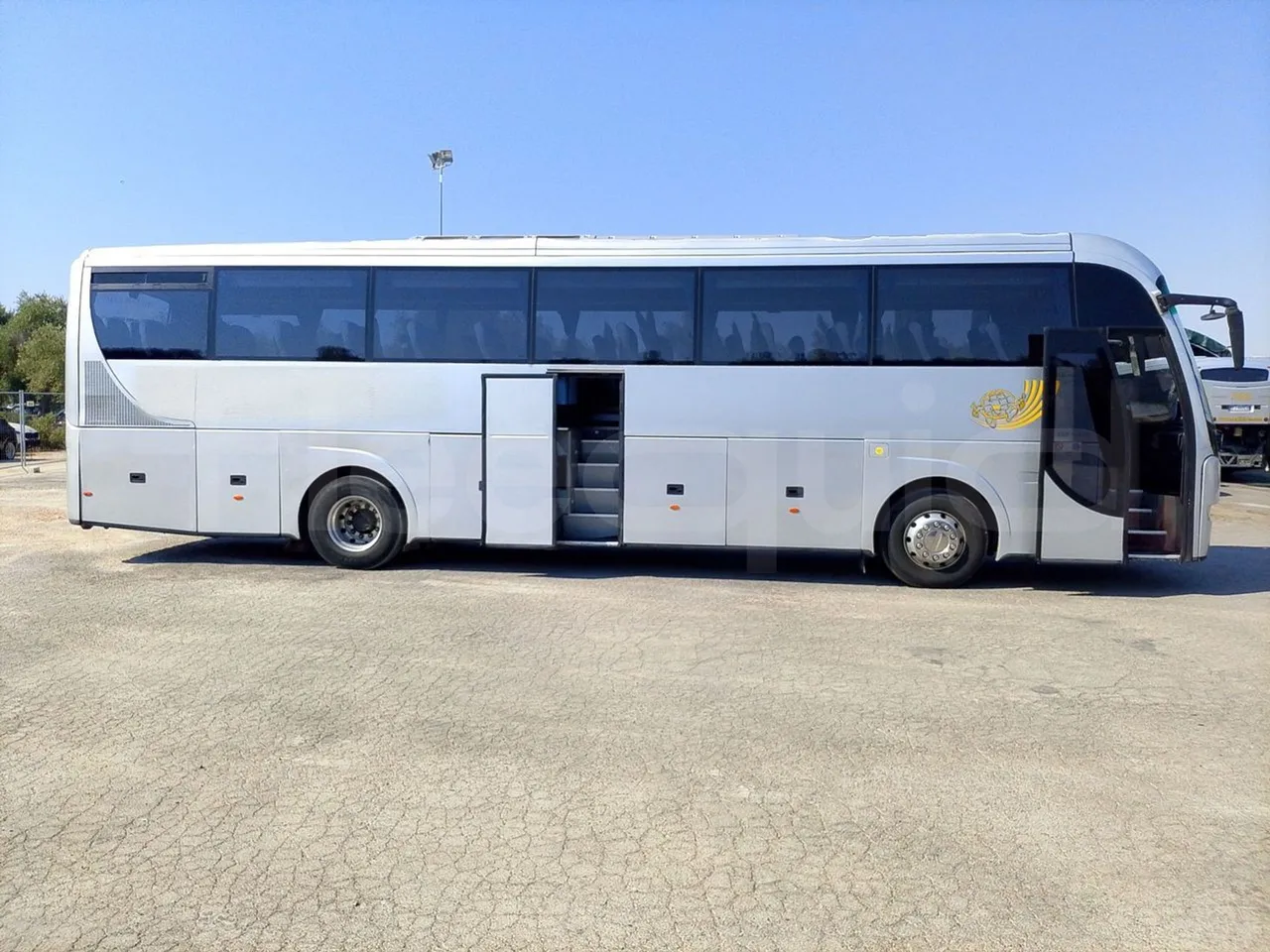 Volvo Barbi Genesis HDL N53 -EUR3 -309kW-12.23m - right side doors open