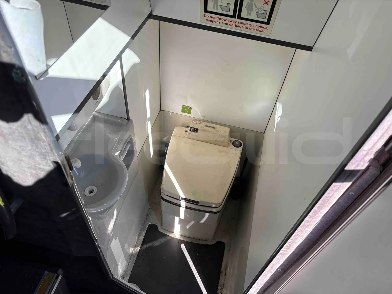 Vdl Futura FH D2 - Euro6 - 320kW - 12.870mt - toilette accessories photo