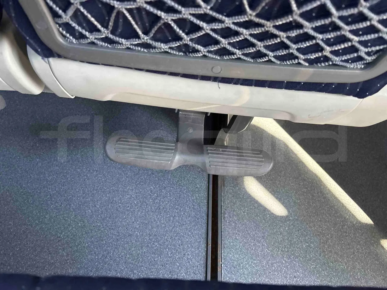Vdl Futura FH D2 - Euro6 - 320kW - 12.870mt - footrest detail photo