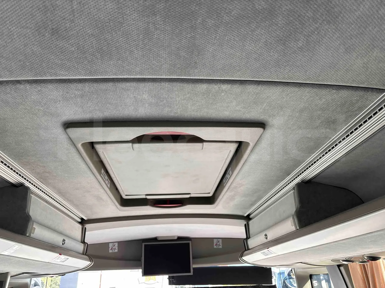 Vdl Futura FH D2 - Euro6 - 320kW - 12.870mt - roof hatch 1