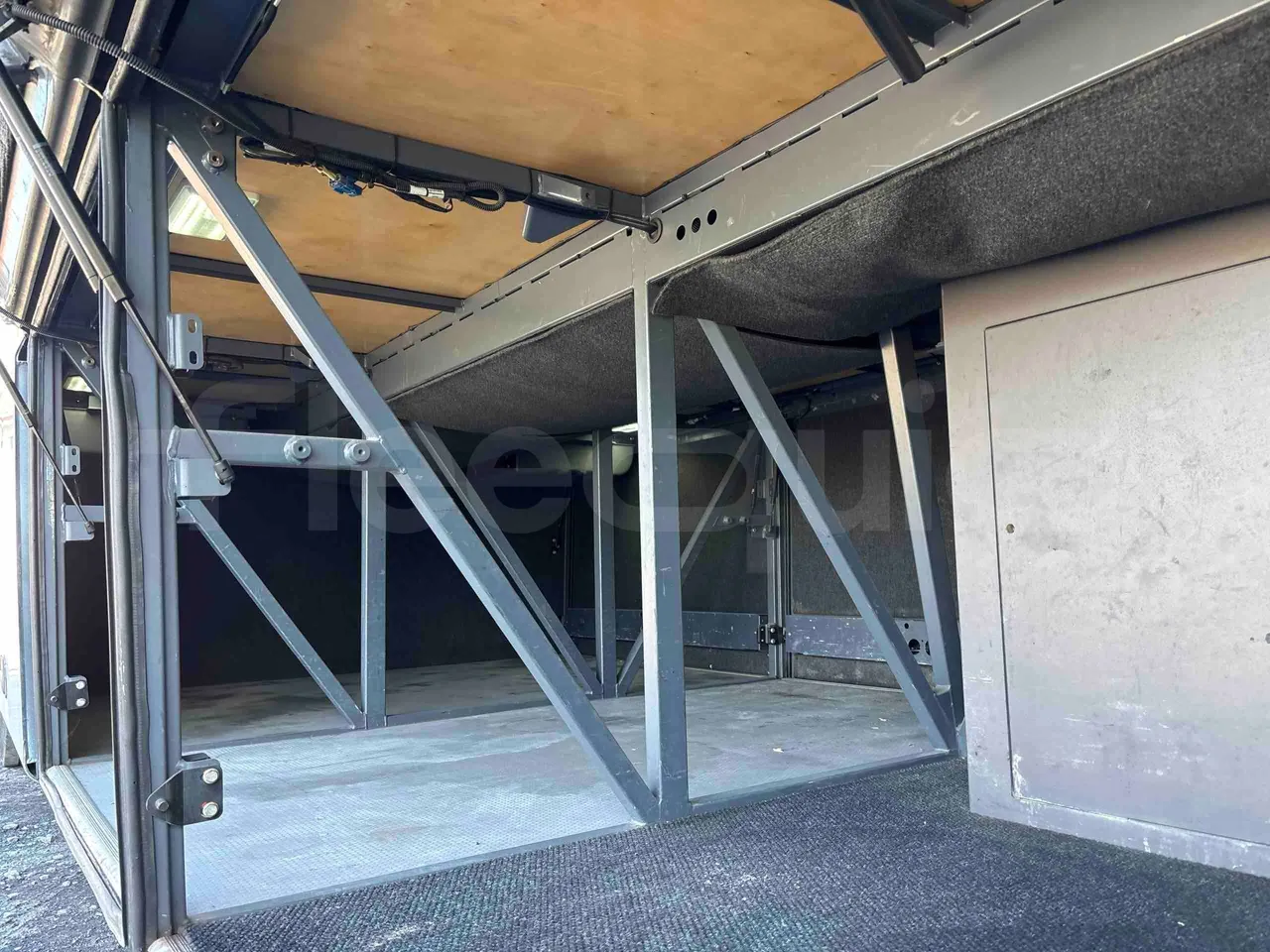 Vdl Futura FH D2 - Euro6 - 320kW - 12.870mt - internal frame rust check