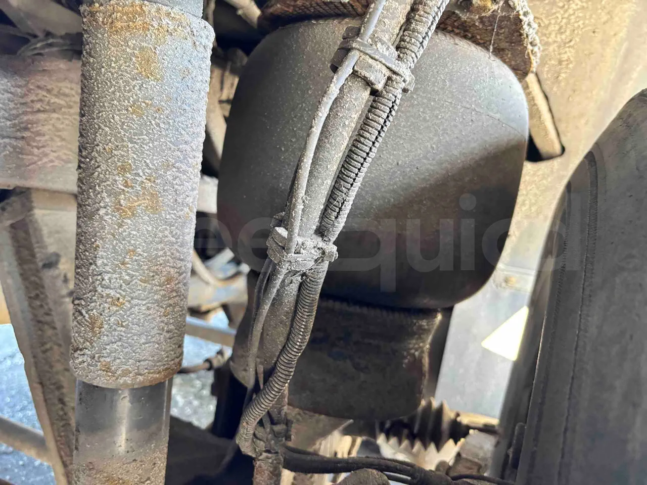 Vdl Futura FH D2 - Euro6 - 320kW - 12.870mt - axle 3 air springs 1 right