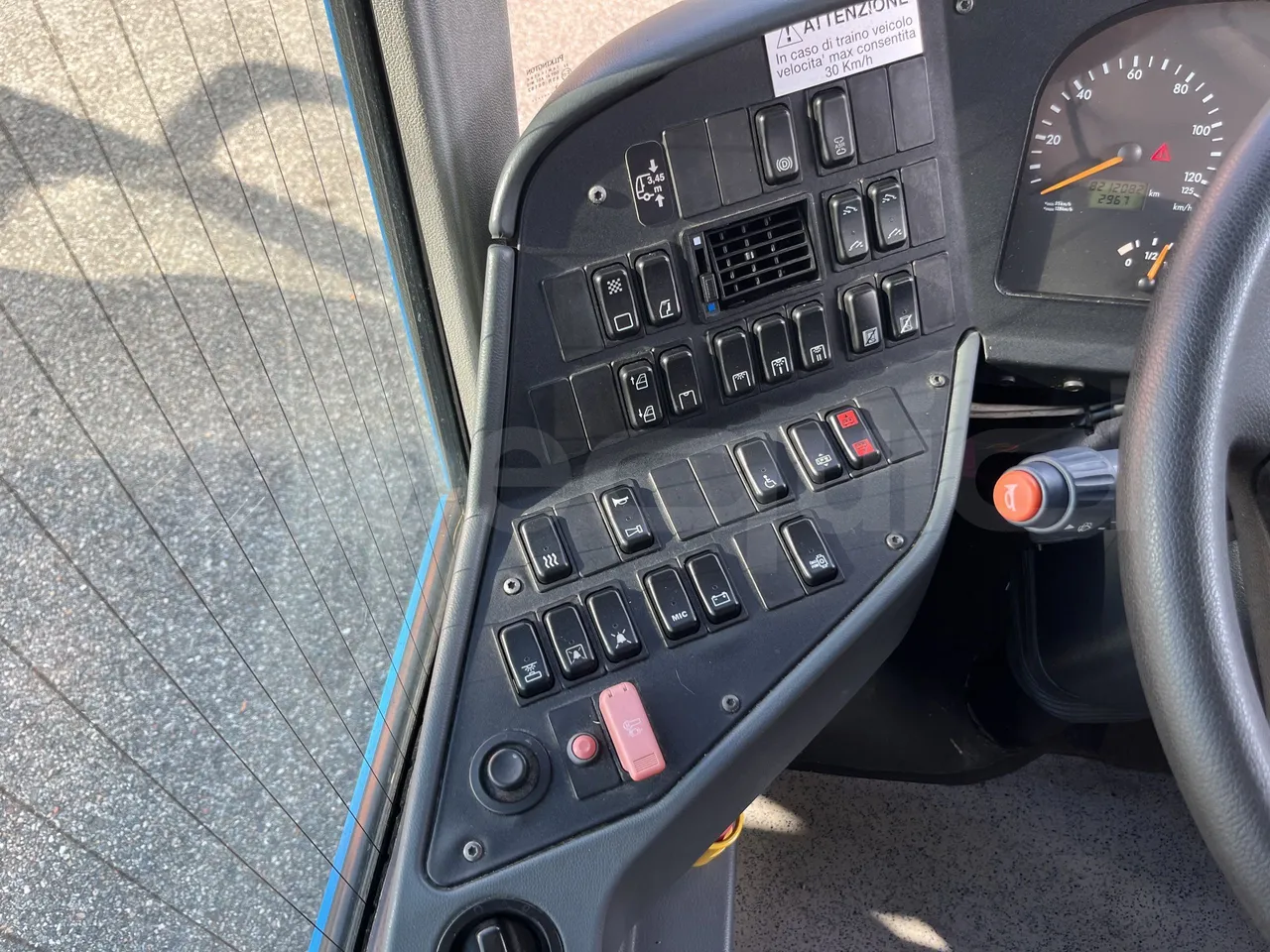 Mercedes-Benz Integro - Onboard Device 2