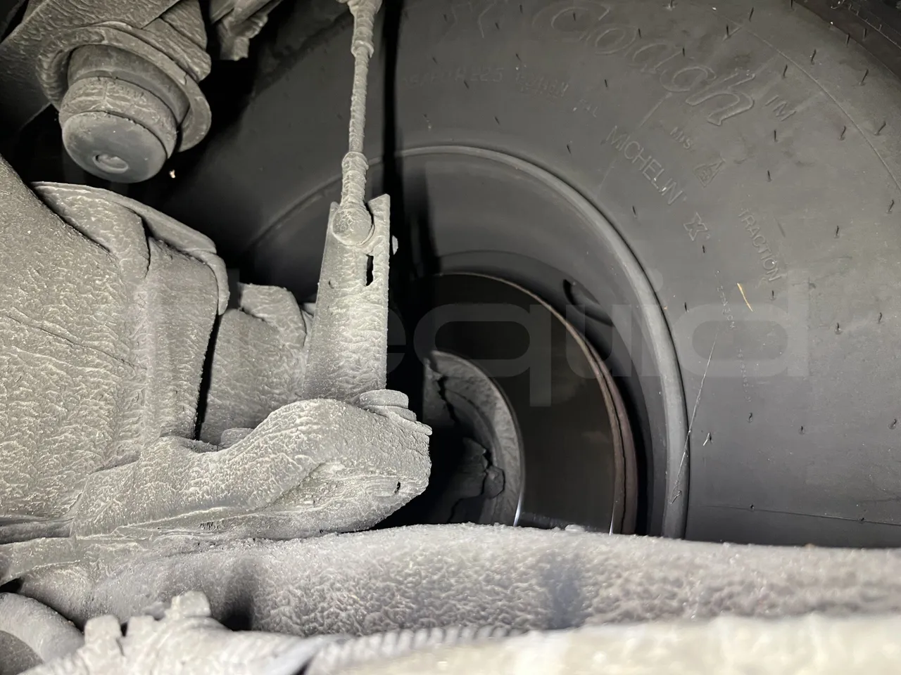 Mercedes-Benz Integro - Second Axle Discs Left Side