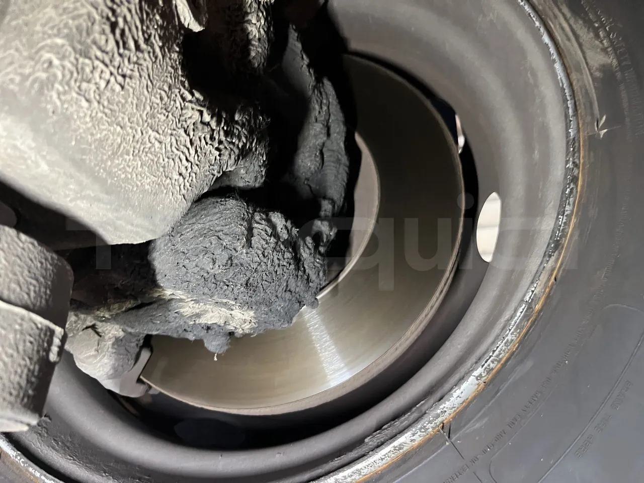 Mercedes-Benz Integro - First Axle Discs Right Side