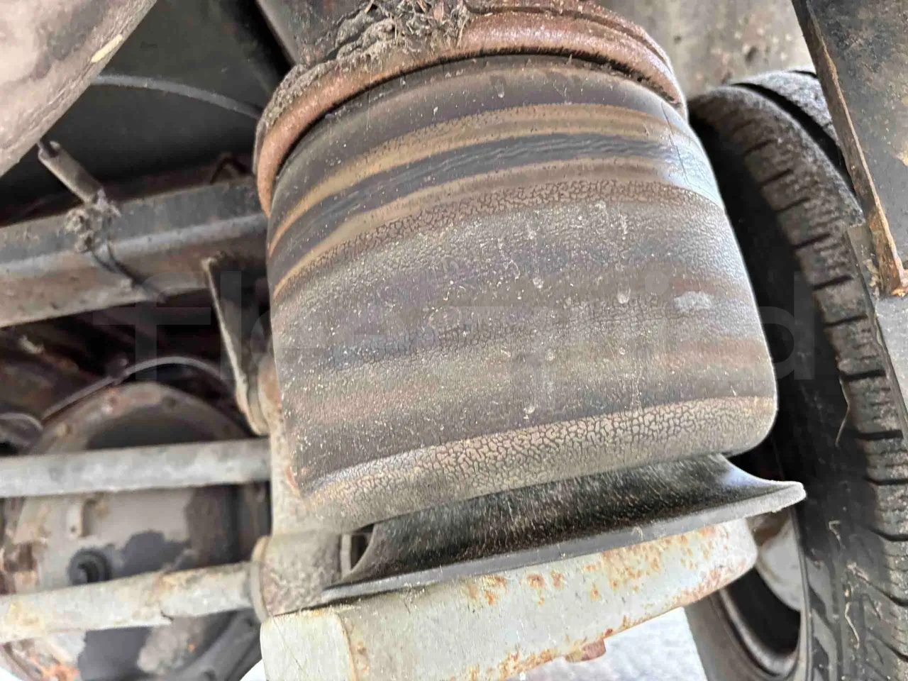 Iveco Daily 65C - Euro5 - 125kW - 7.510mt - axel 2 air springs 1 right