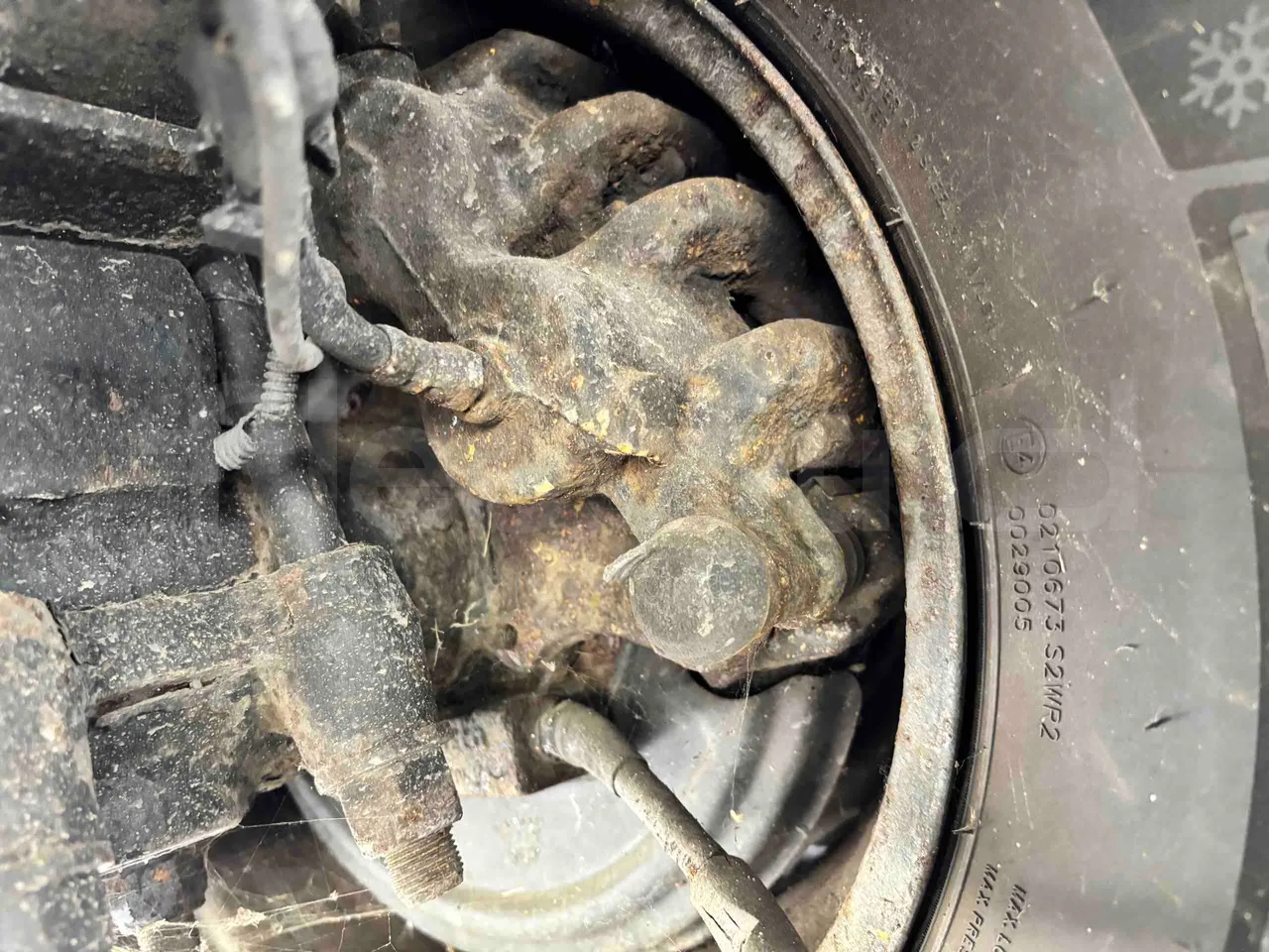 Iveco Daily 65C - Euro5 - 125kW - 7.510mt - axle 2 caliper brakes left