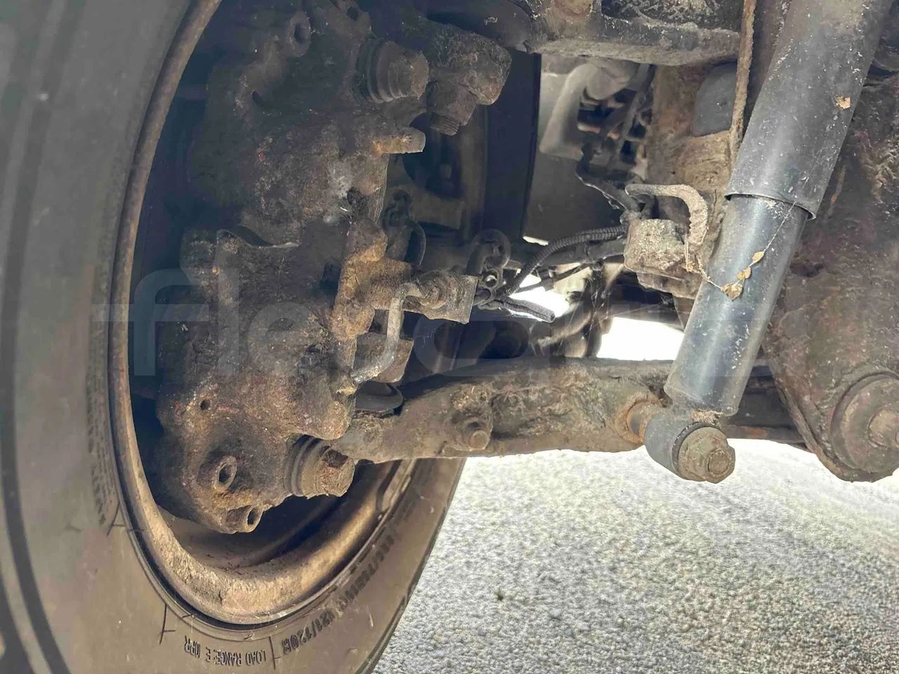 Iveco Daily 65C - Euro5 - 125kW - 7.510mt - front brake calipers left