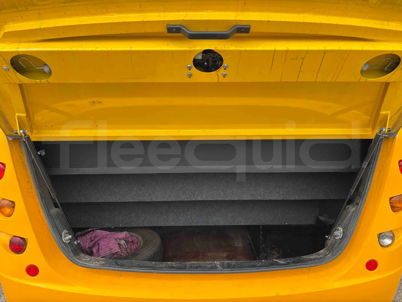 Iveco Daily 65C - Euro5 - 125kW - 7.510mt - luggage rack photo