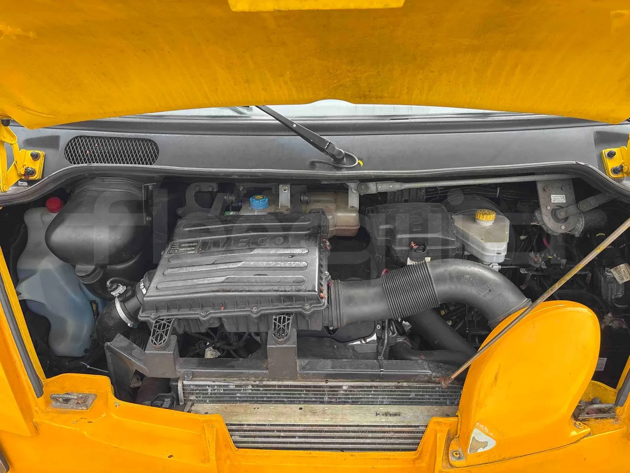 Iveco Daily 65C - Euro5 - 125kW - 7.510mt - rear hatch open