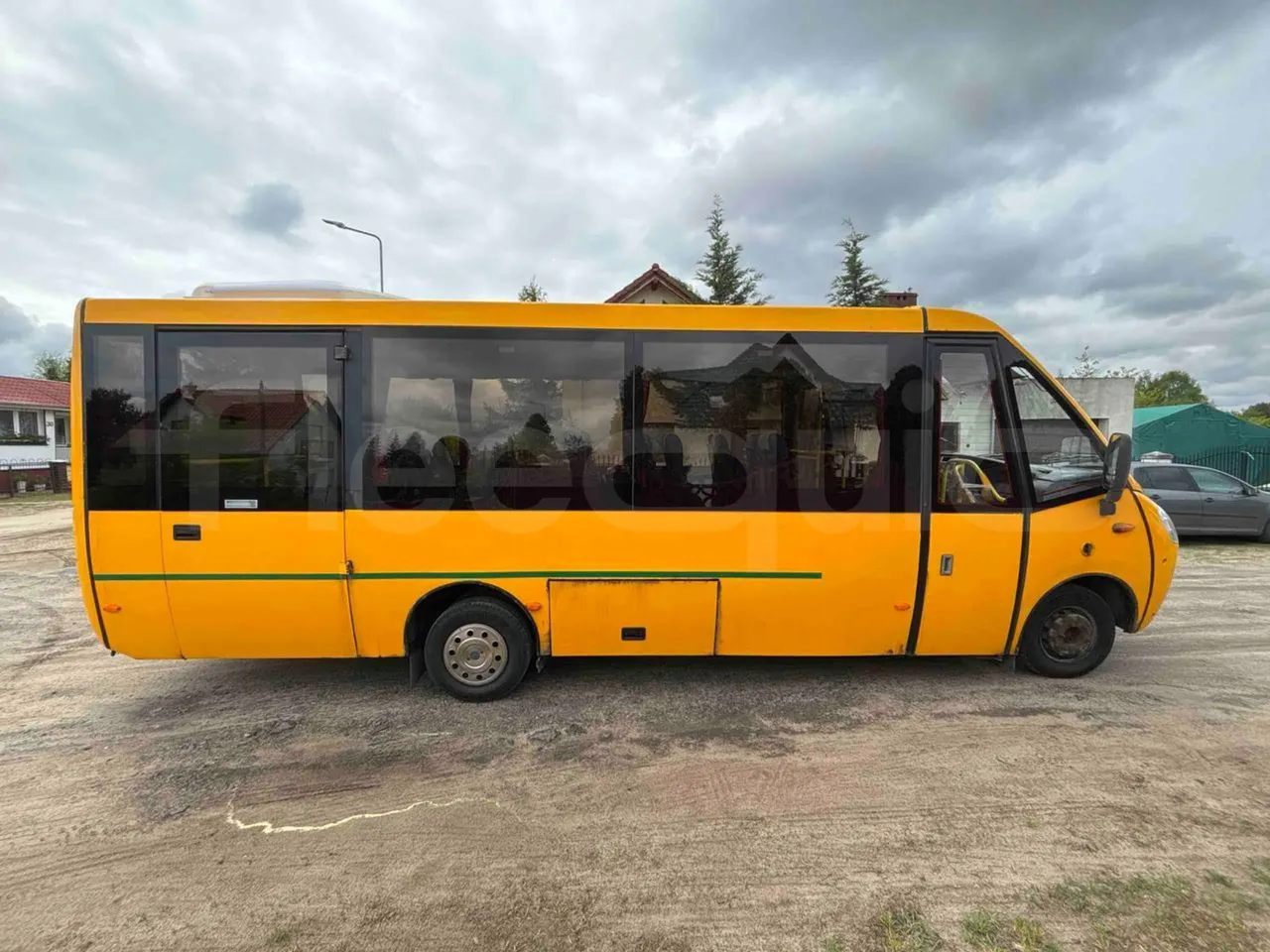 Iveco Daily 65C - Euro5 - 125kW - 7.510mt - right side doors closed