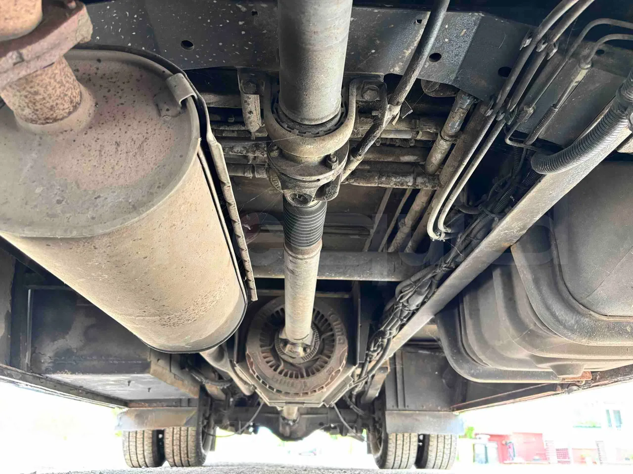 Iveco Daily 65C - Euro5 - 125kW - 7.510mt - central undercarriage photo