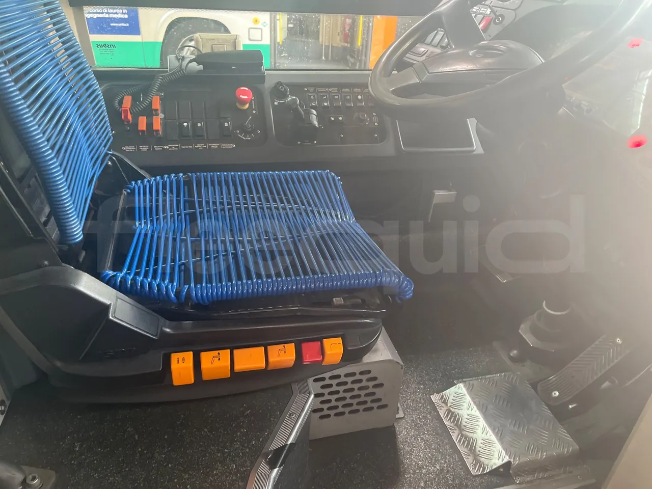 Iveco Citelis - radio accessories photo