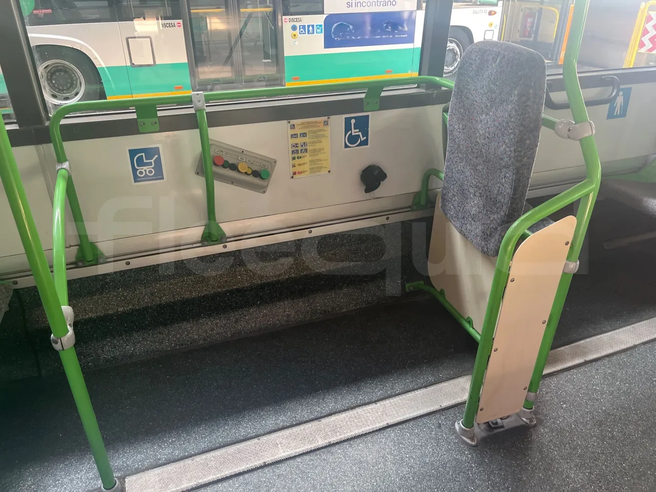 Iveco Citelis - disabled area photo