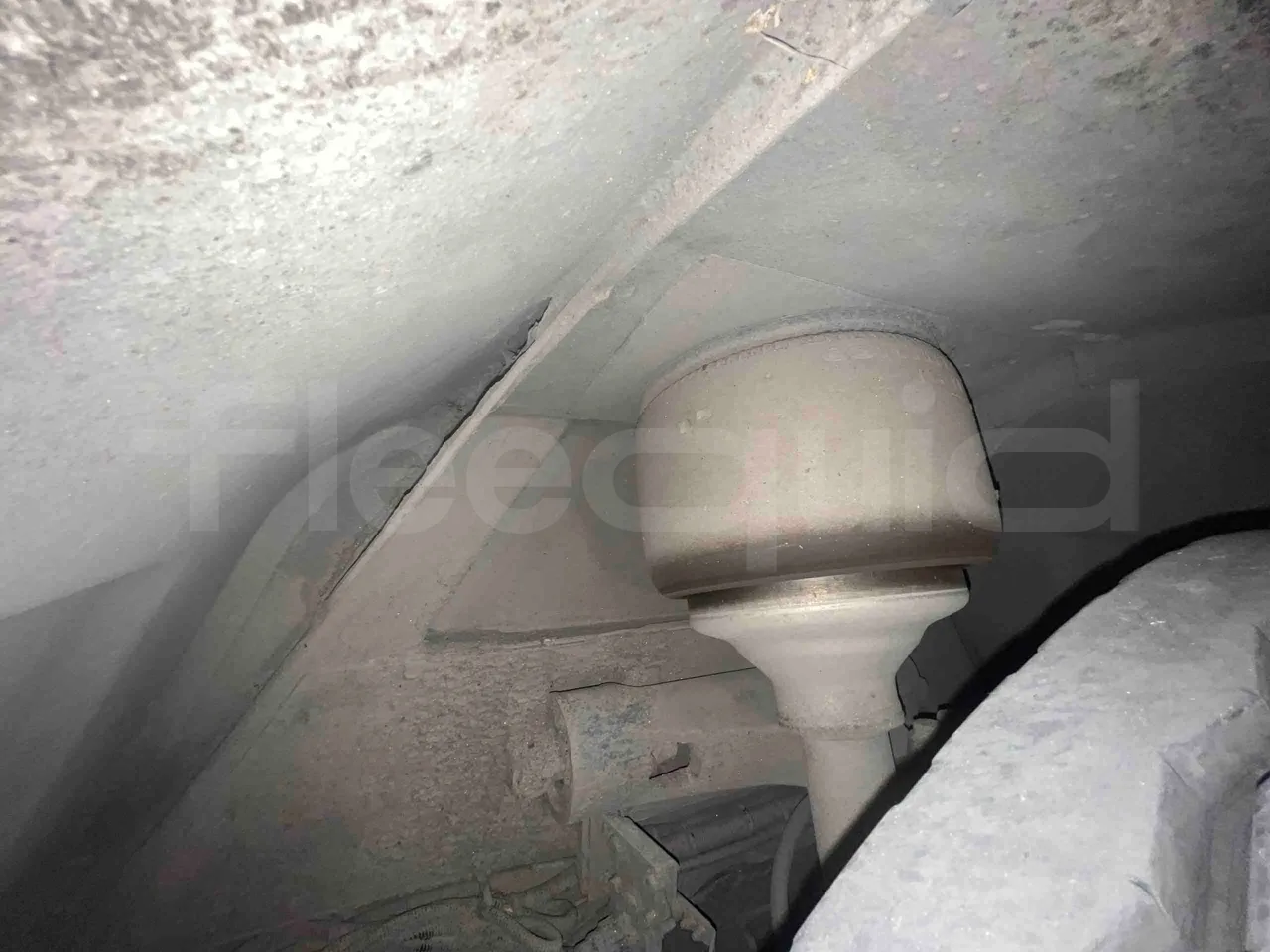 Iveco Citelis - front brake calipers right